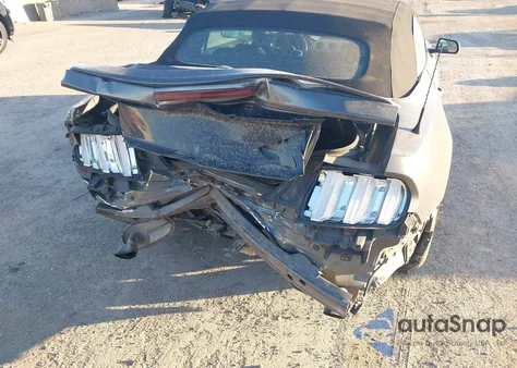 2015 Ford Mustang Ecoboost Premium z USA, uszkodzony, nr VIN 1FATP8UH4F5376435